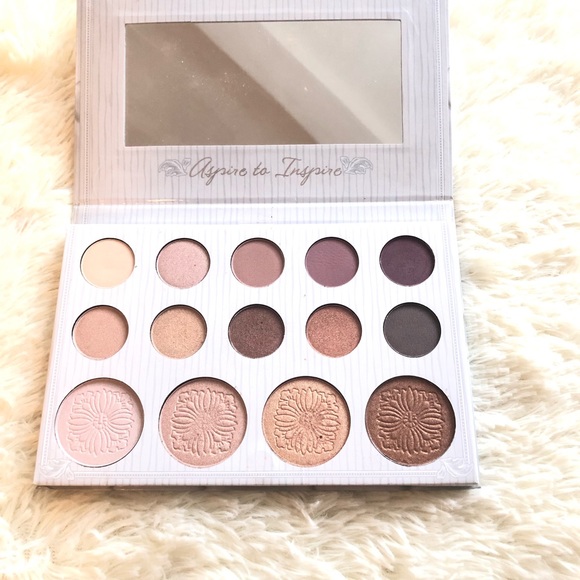 Bh cosmetics carli eyeshadow pallet - Picture 2 of 2